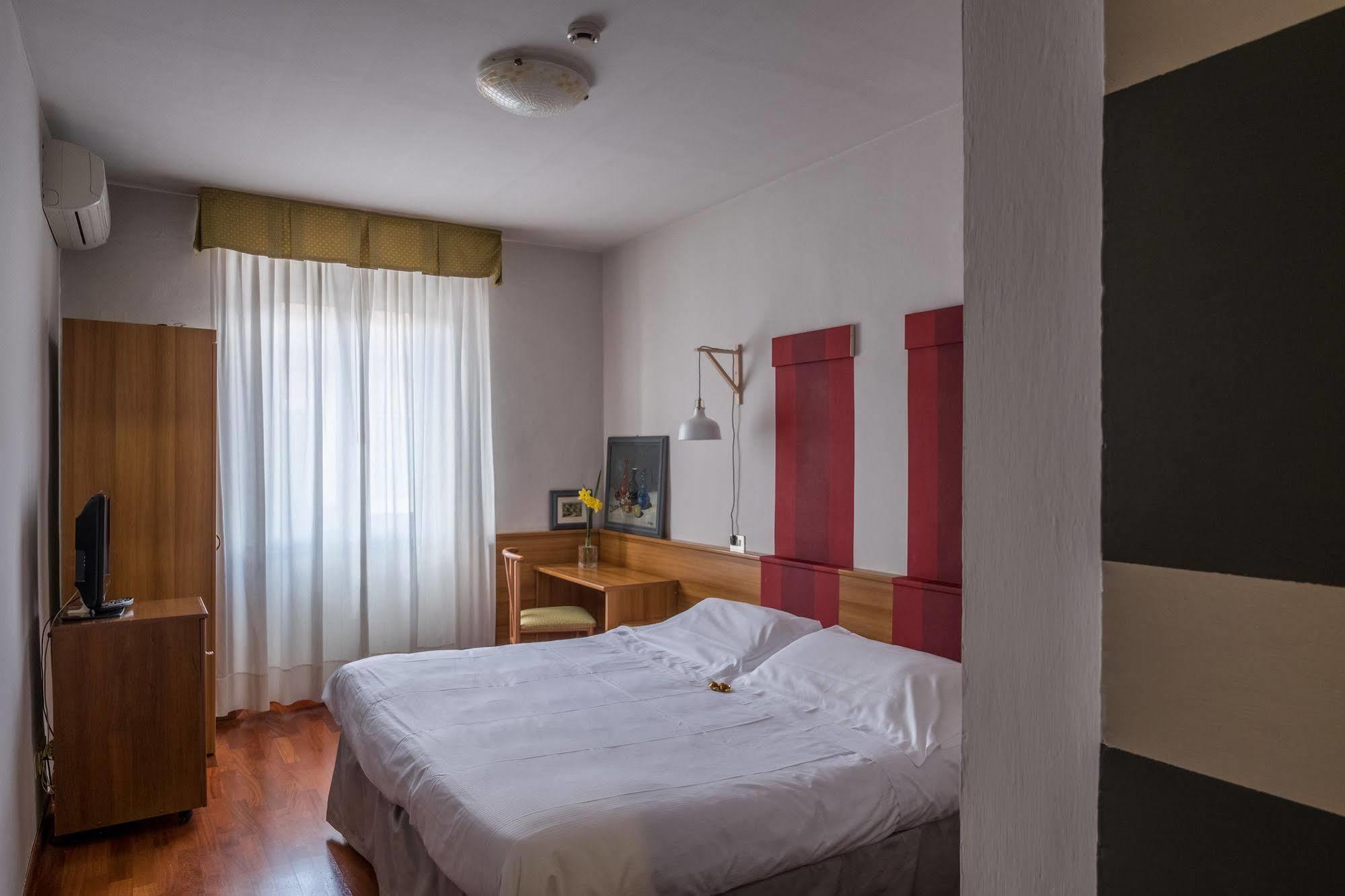 Hotel Colomba Флоренция Екстериор снимка