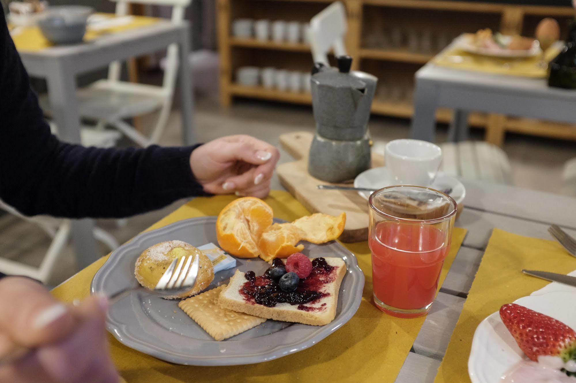 Hotel Colomba Флоренция Екстериор снимка