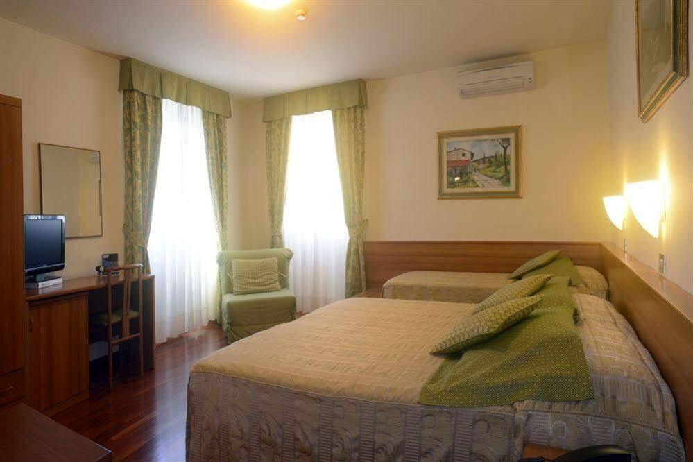 Hotel Colomba Флоренция Екстериор снимка